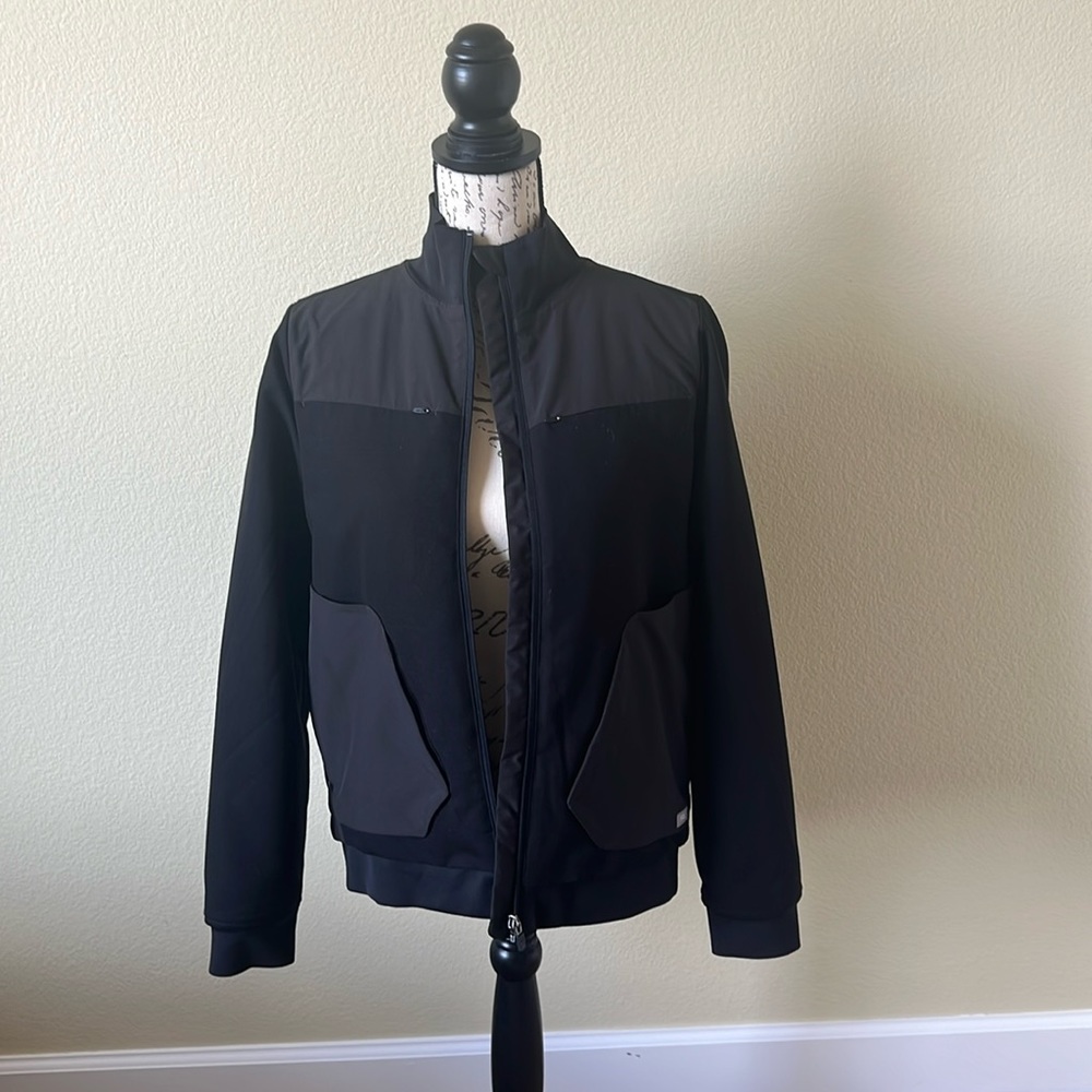 Figs black scrub jacket